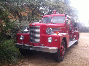 Firetruck, Pirsch front quarter view