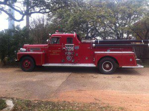 Firetruck, Pirsch side view