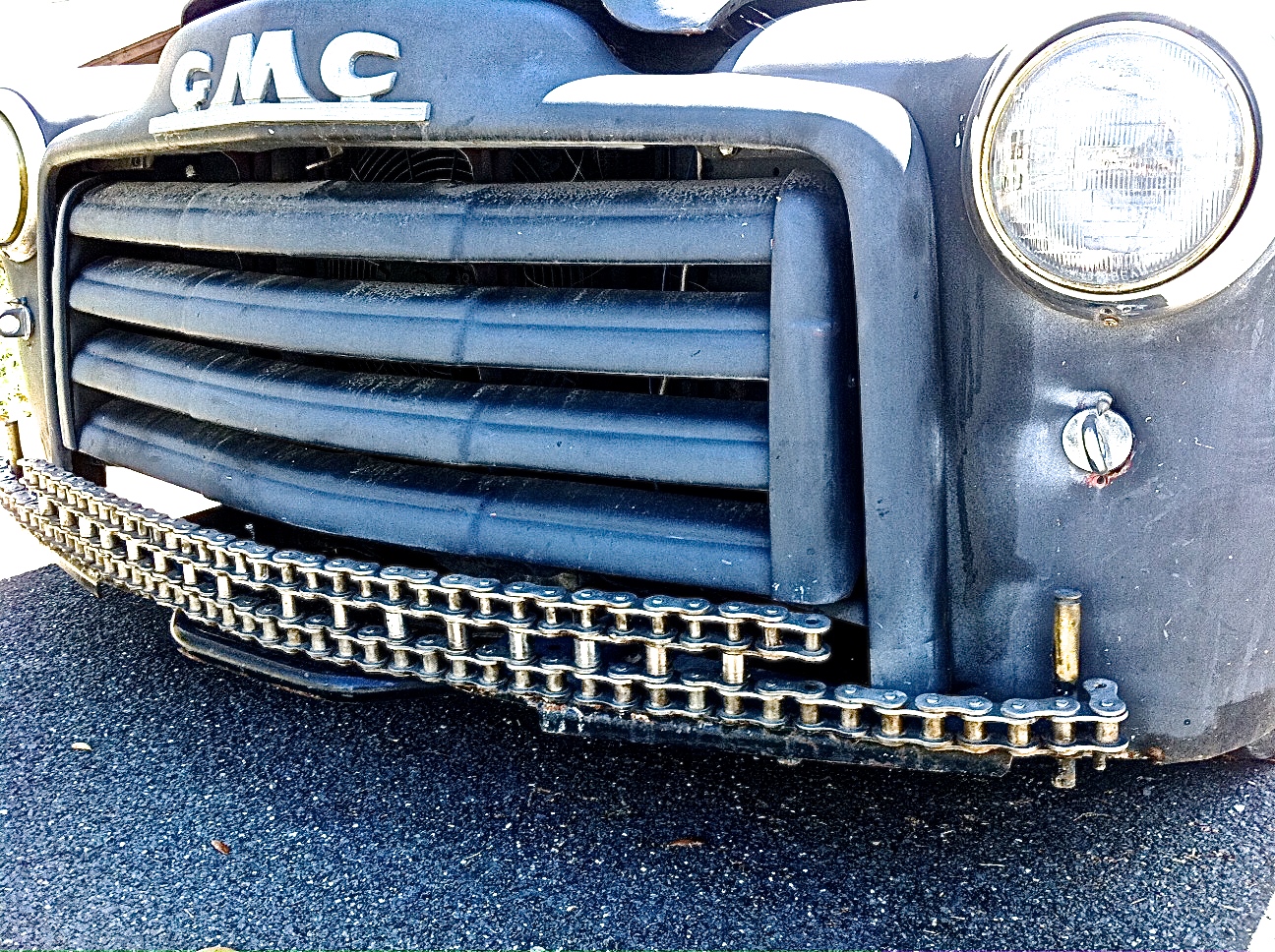 Chain-front-bumper