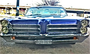 Pontiac Custom in Austin, front
