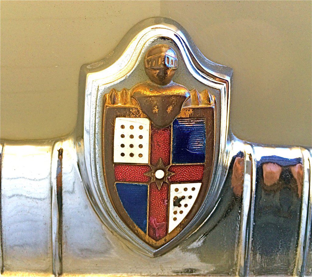 1949 Lincoln Cosmopolitan in Austin Texas emblem