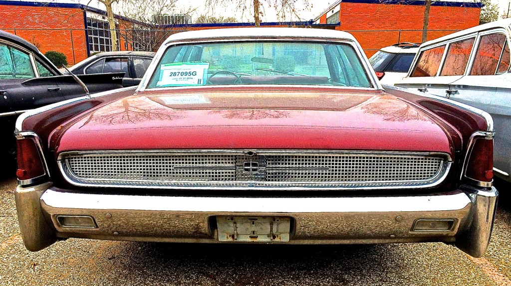 1961 Lincoln in Austin TX rear