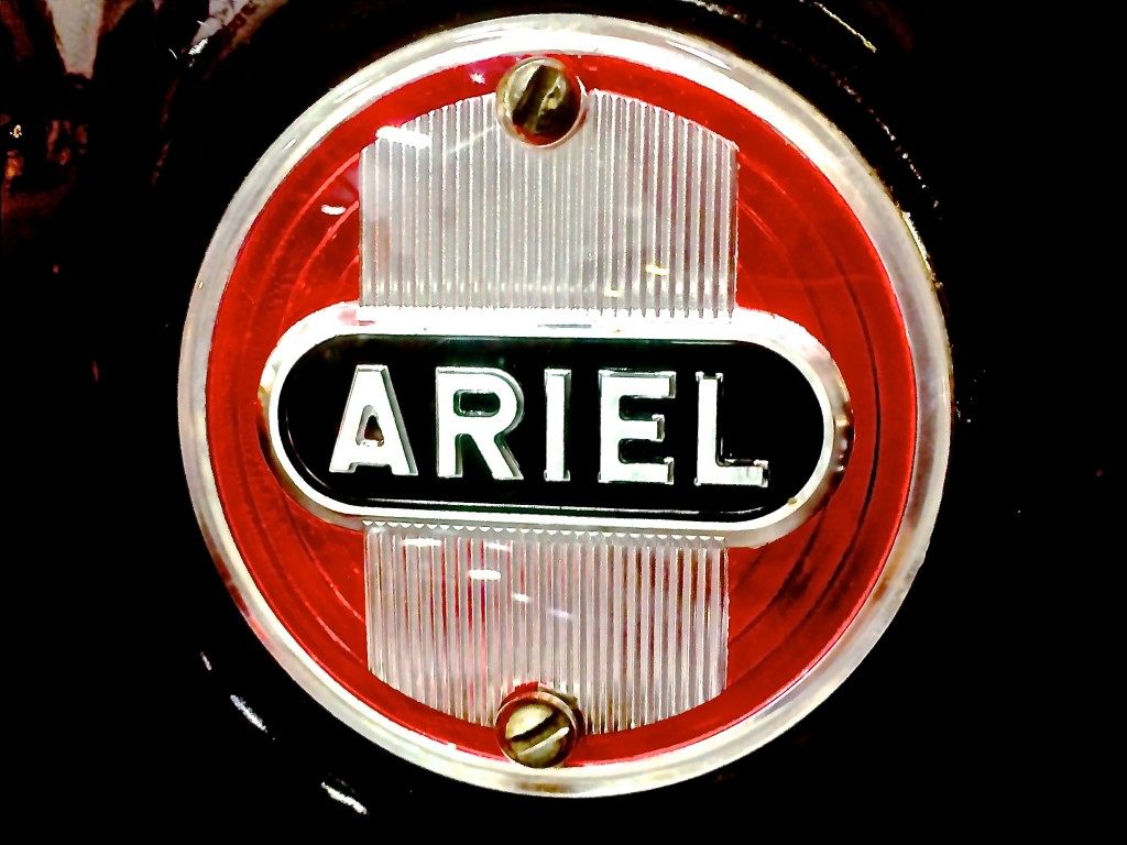 Ariel Square Four in Austin, emblem