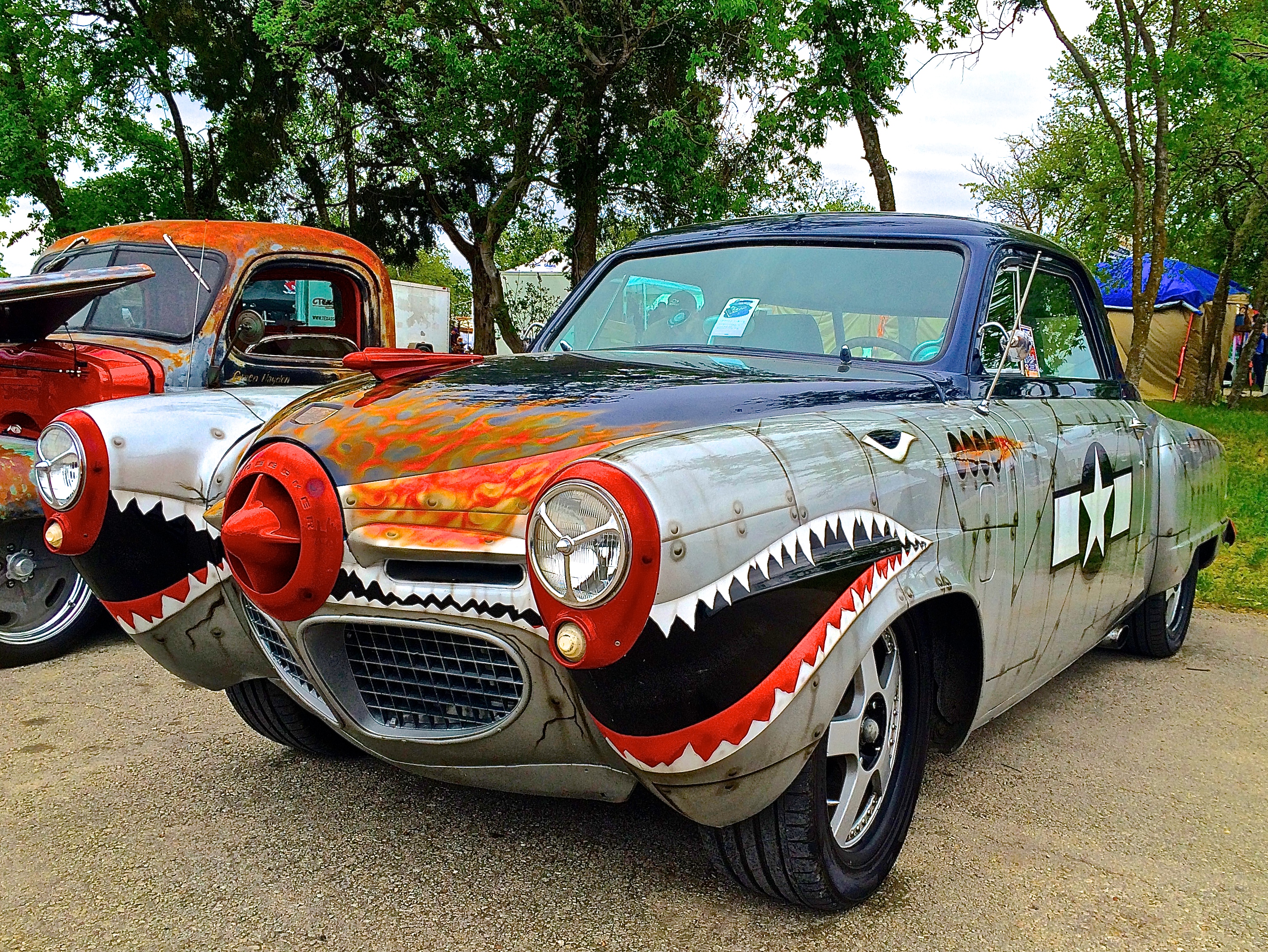 Combat-Ready 1950 Studebaker Coupe at Lonestar Round Up