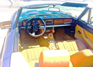 Fiat 2000 Spider in Austin TX interior