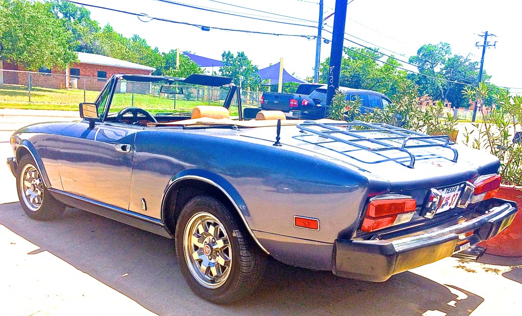 Fiat 2000 Spider in Austin TX on Burnet Rd