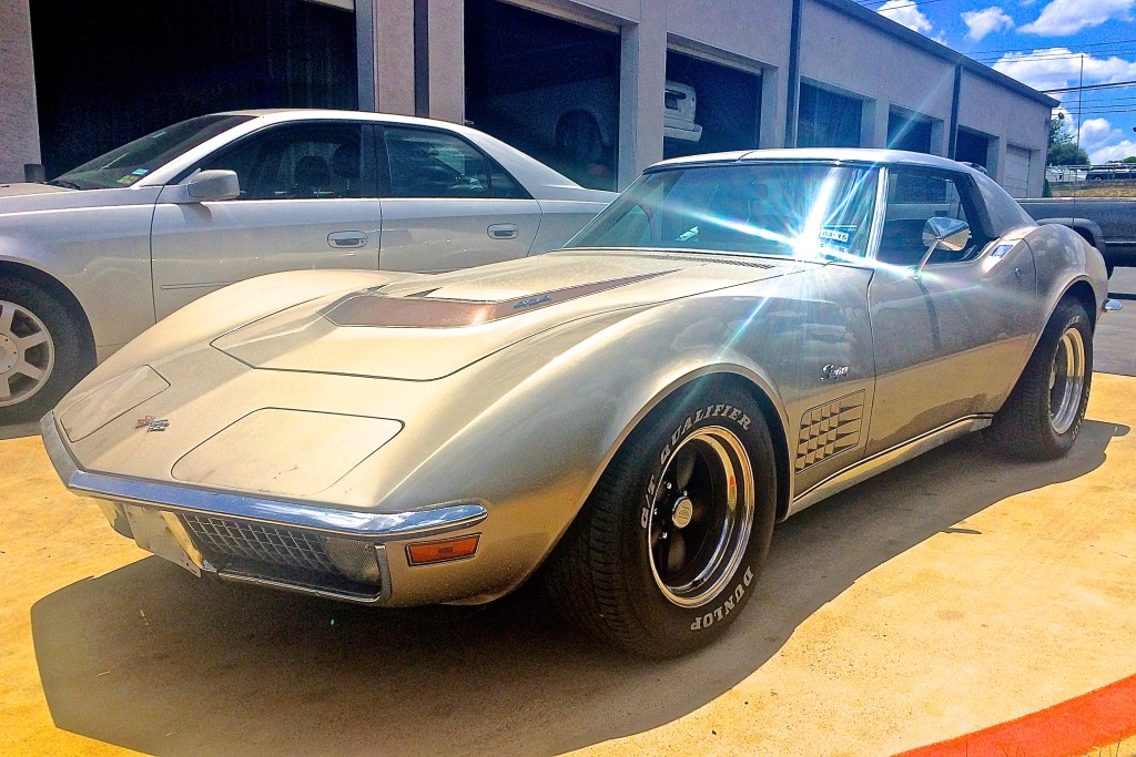 1972 Corvette 454 in Austin TX. front quarter