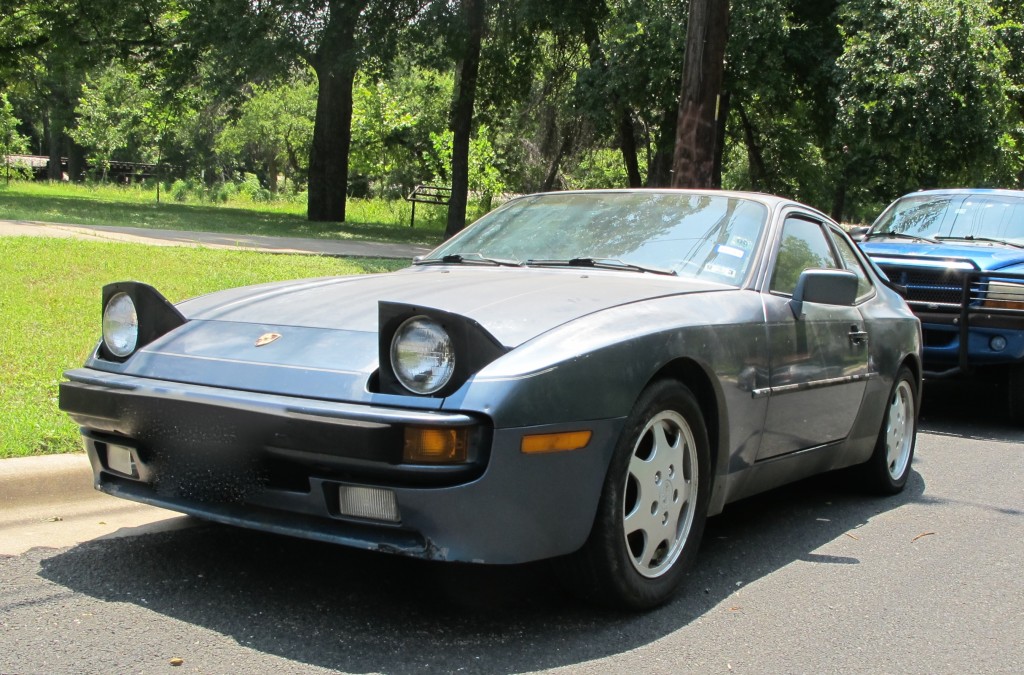 Porsche 944 in Austin TX front