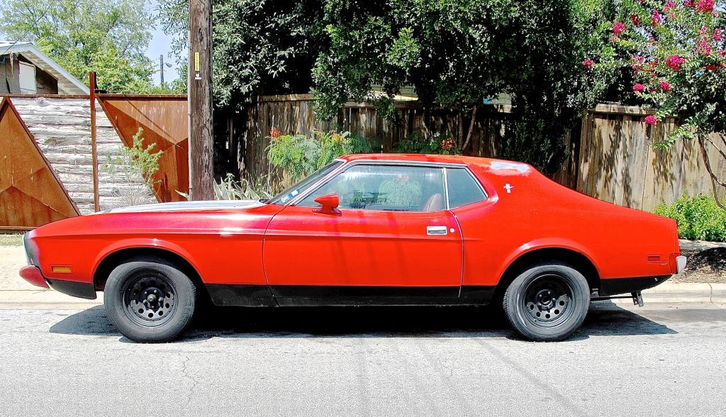 1973 Mustang in Austin TX side