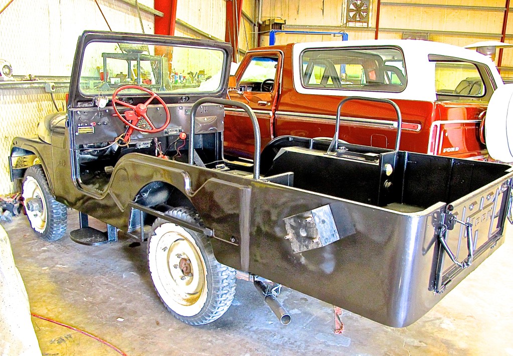 Old Jeep Extended Bed in Austin Texas