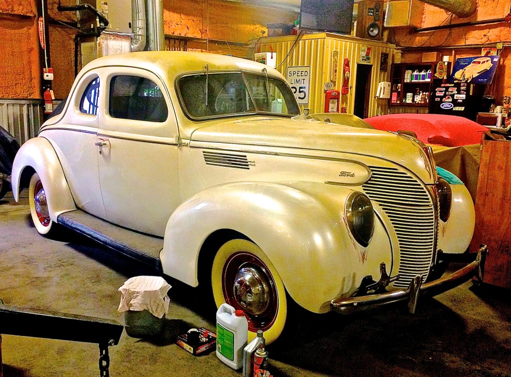 1938 Ford DeLuxe Coupe in Liberty Hill