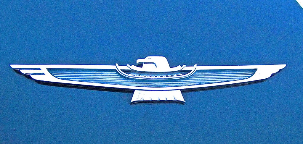 1961 Thunderbird Custom in Austin TX emblem