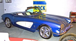 Blue early 60s Corvette RestoRod at Motoreum 2