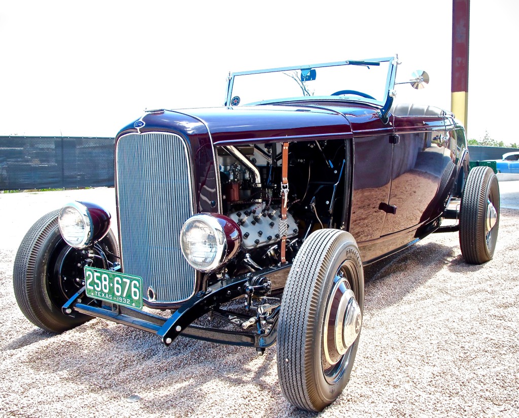 1932 Ford Hot Rod at Austin Speed Shop fribt vuew