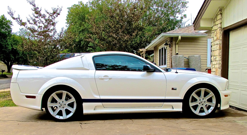 Saleen Mustang in Round Rock TX side view