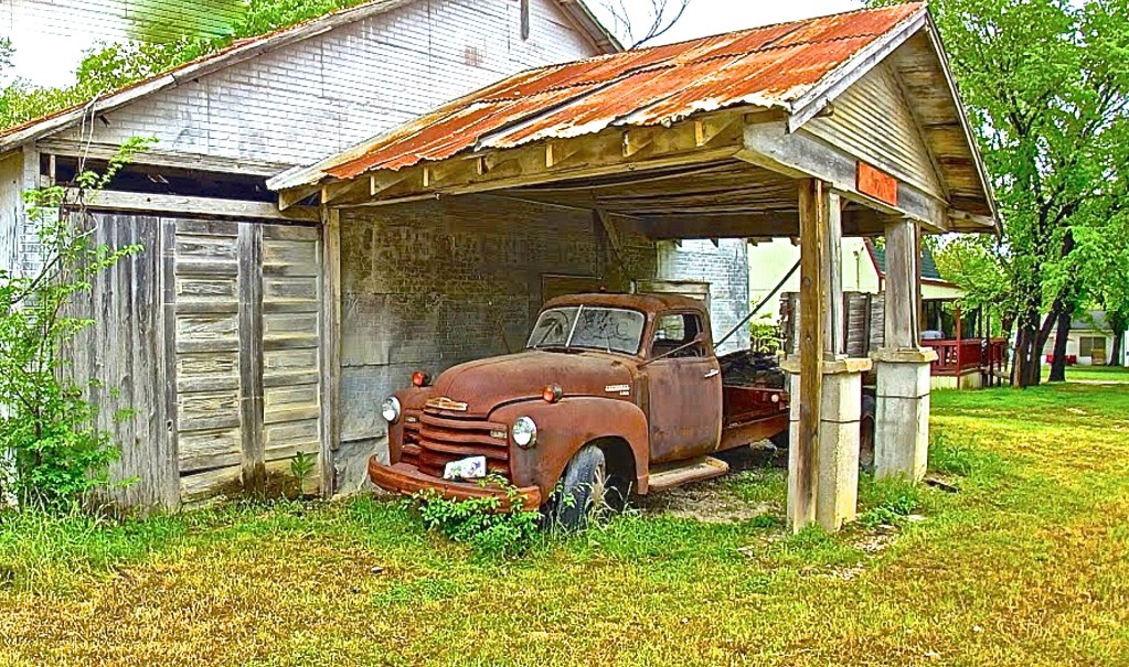 Chevy Truck in Italy TX streetview