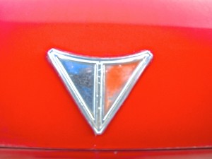 1965 Plymouth Valiant in Austin TX. emblem