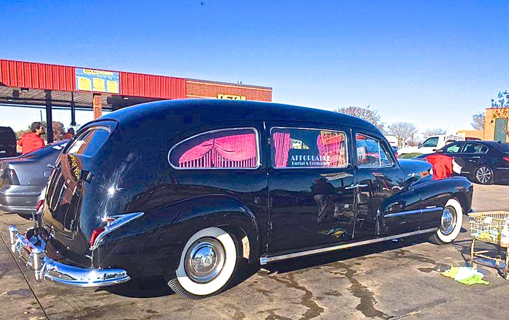 1948 Pontiac Streamliner Hearse by Superior Coach of Lima, OH, owned by Robert Falcon, Austin TX car at car wash