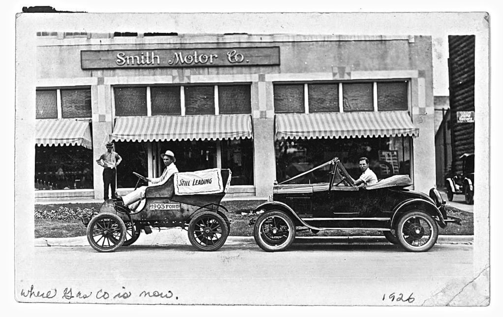 old austin texas  Smith Motor Company located at 406 Talbot Street, Taylor., 1926