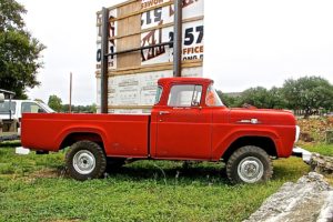 truck-1959-ford-4x4-diesel-side-view
