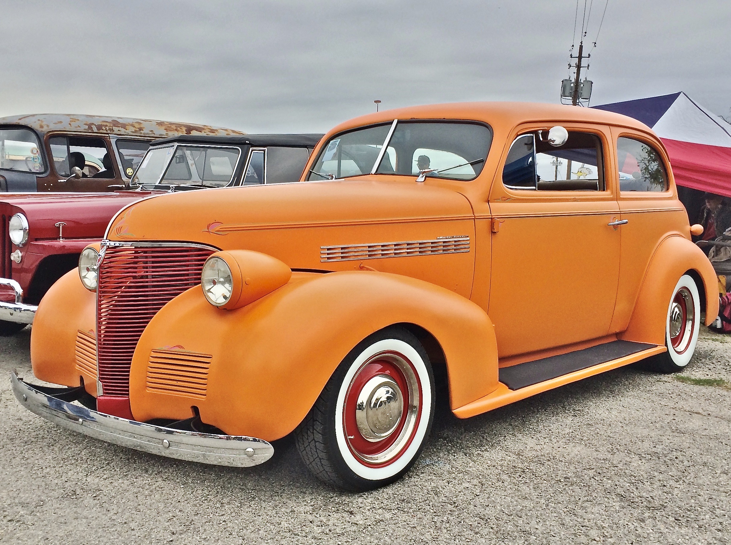 1939 Chevrolet two door at Austin's LonestarRoundUP.com show.